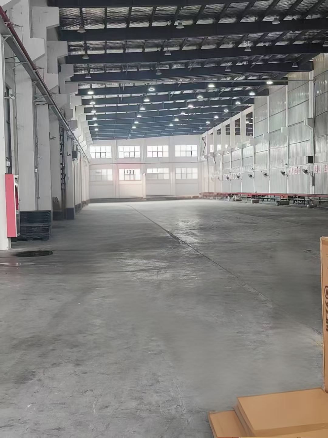 沙溪工业园区2750平，高12米，无立柱。